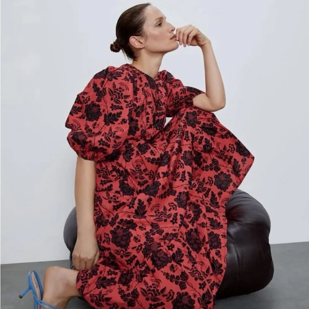 Zara Blogger Maxi Dress Red Floral Embroidered Beaded Sequins Balloon Sleeve NEW - Picture 5 of 12
